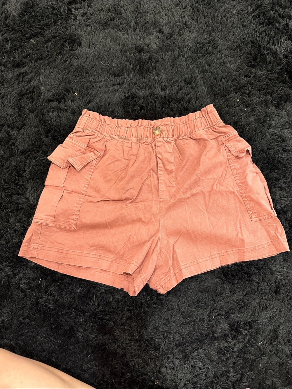 Women’s Cargo Tie-Waist Shorts in Terracotta Pink